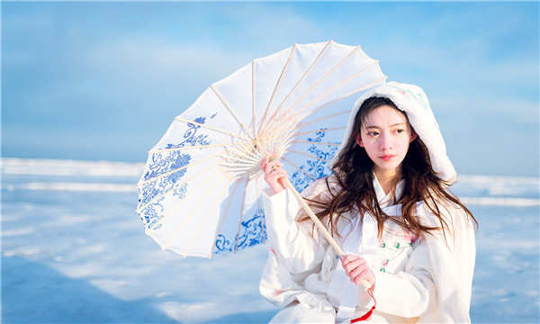 温泉试管代怀生子多少钱一个？助孕之路的费用分析与方案选择